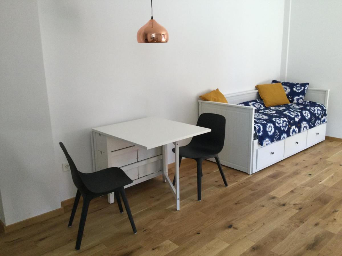 Lovely Studio Appartment With Patio Near The Sea Копер Экстерьер фото